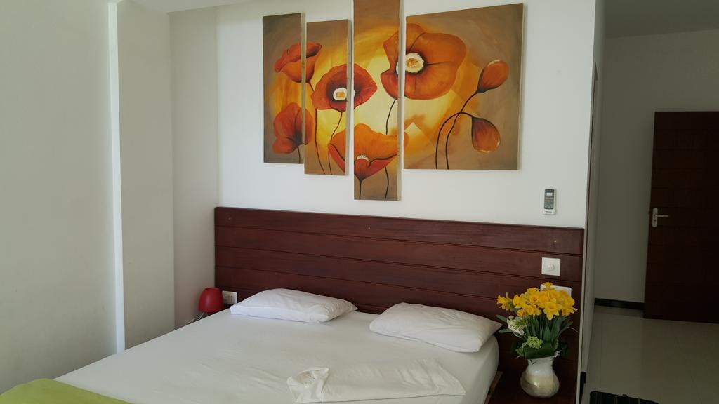 The Den Guest House هيكادوفا المظهر الخارجي الصورة